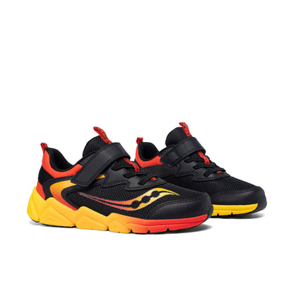 Flash LE Sneaker - Big Kid Black/Red
