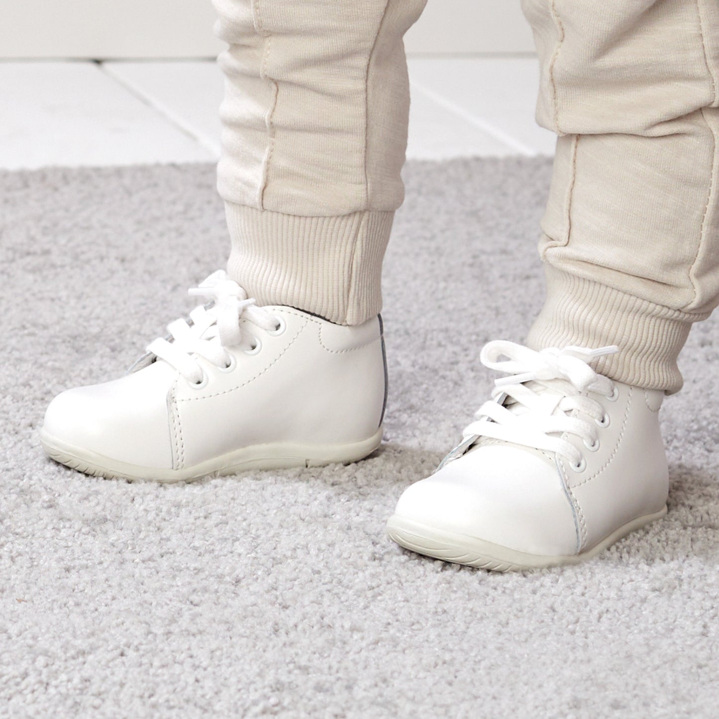 Elliot Shoe - Little Kid White